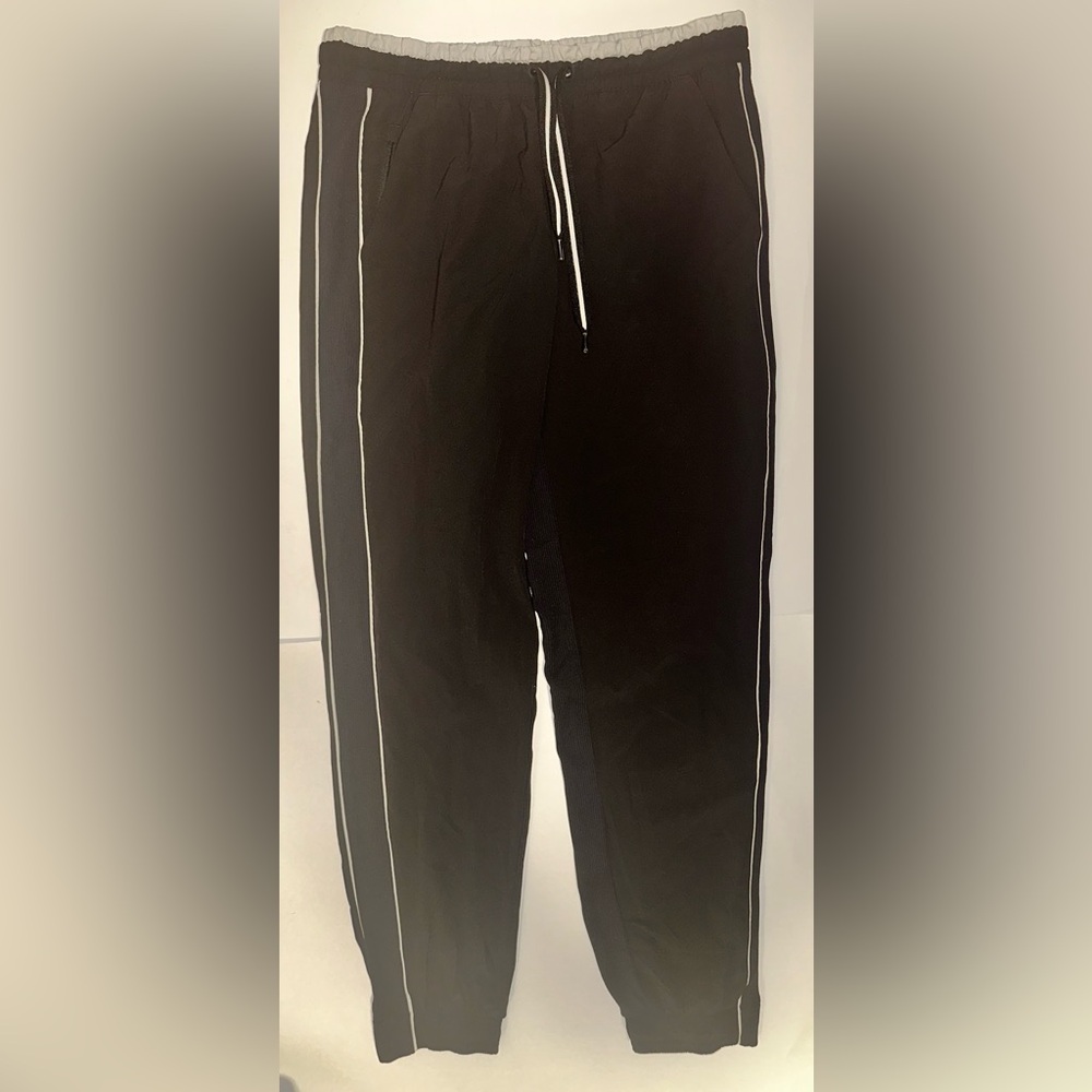 Athleta Women's Size 6 Black White Polyester Brooklyn Jogger Pants Track Pants